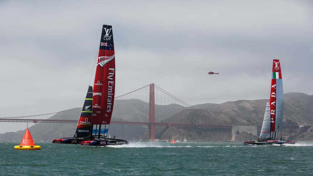 Coppa America: i kiwi mettono in imbarazzo Luna Rossa