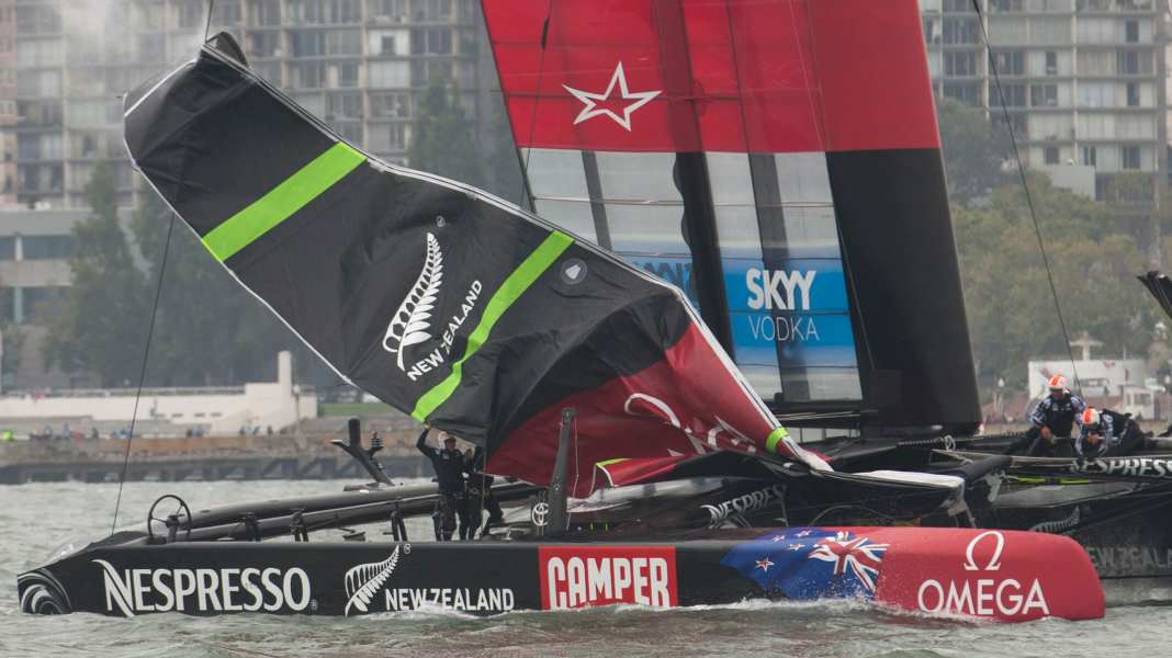 America's Cup : les Kiwis gagnent même sans foc