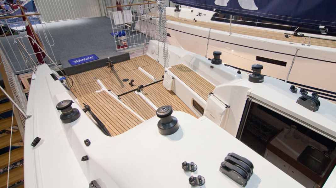 X-Yachts: Hanseboot-Premiere III: X-Yachts XP-33