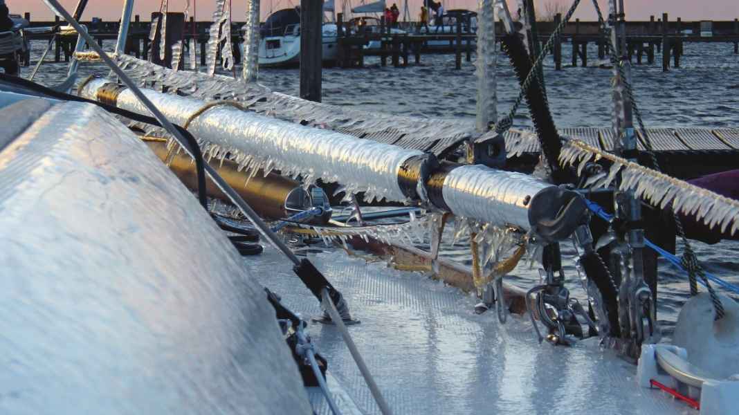 Report: So macht Segeln auch im Winter Spaß