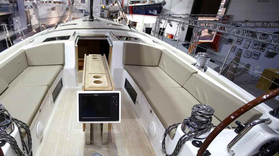 Salon : premières boot, partie IX : Euphoria 54