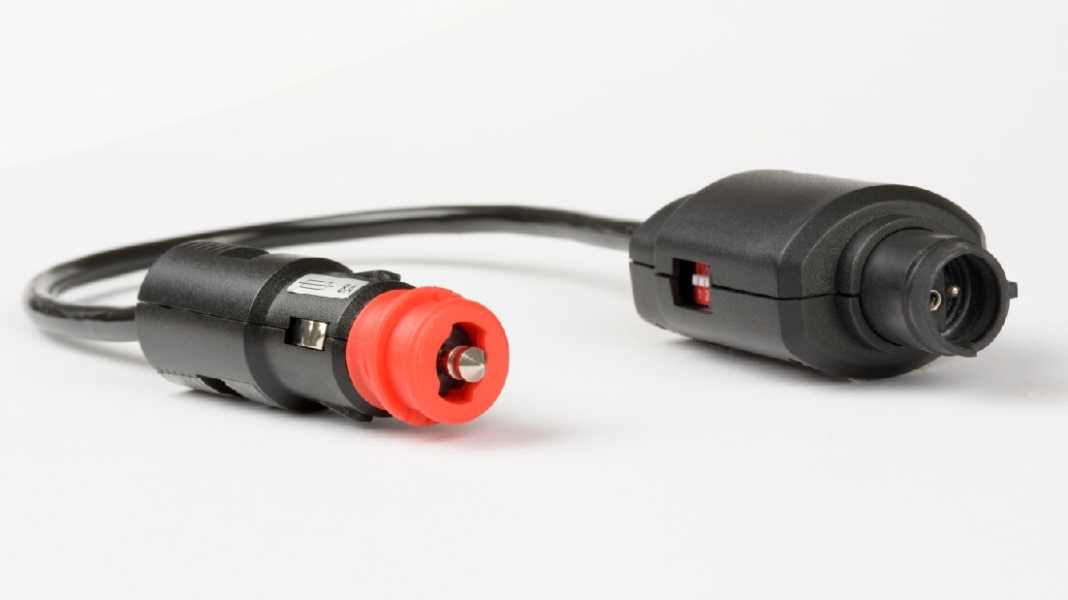 Photovoltaik: Regler für die 12-Volt-Steckdose
