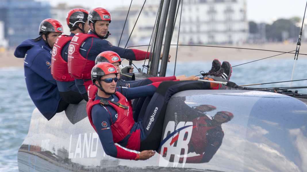 America's Cup: Erster Ainslie-Erfolg auf Cup-Kurs