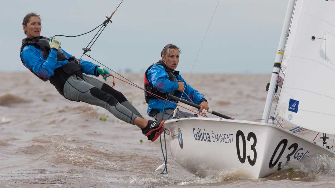 Voile olympique : le championnat du monde avec une note fleurie