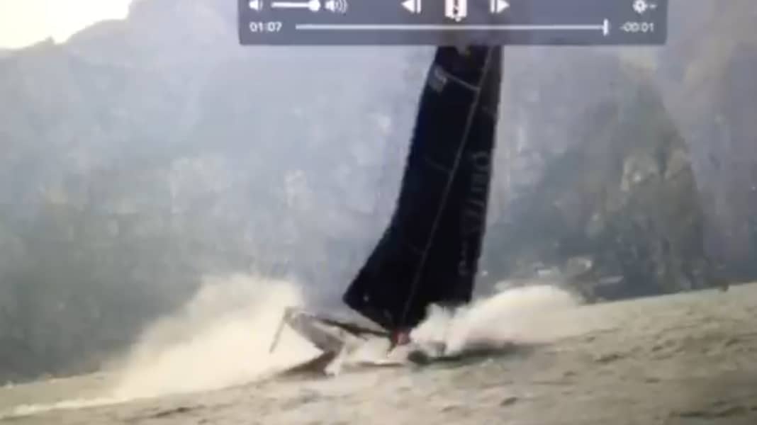Vidéo de l'accident : Boris Herrmann s'écrase contre un bateau de presse