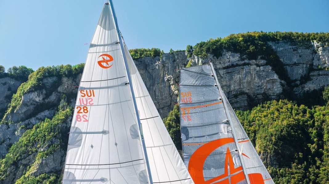 Physique de la voile : à quoi servent les têtes de voile carrées ?