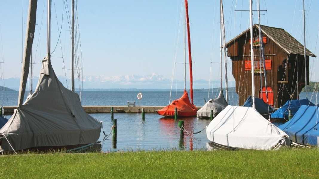 Protection solaire : comment protéger votre bateau du soleil