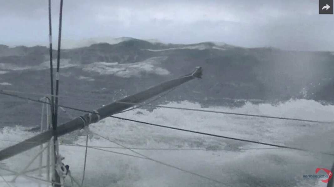 Vendée Globe : des images crues de la tempête