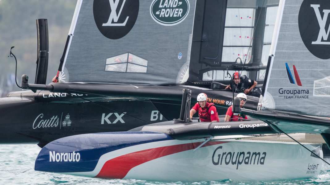 America's Cup: un eroe che cade, dei Kiwi che volano in modo radicale e un thriller