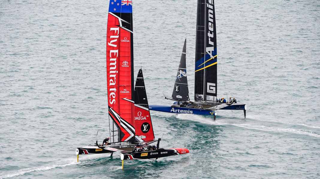 America's Cup: Kiwis on course for the Cup: two match points for New Zealand