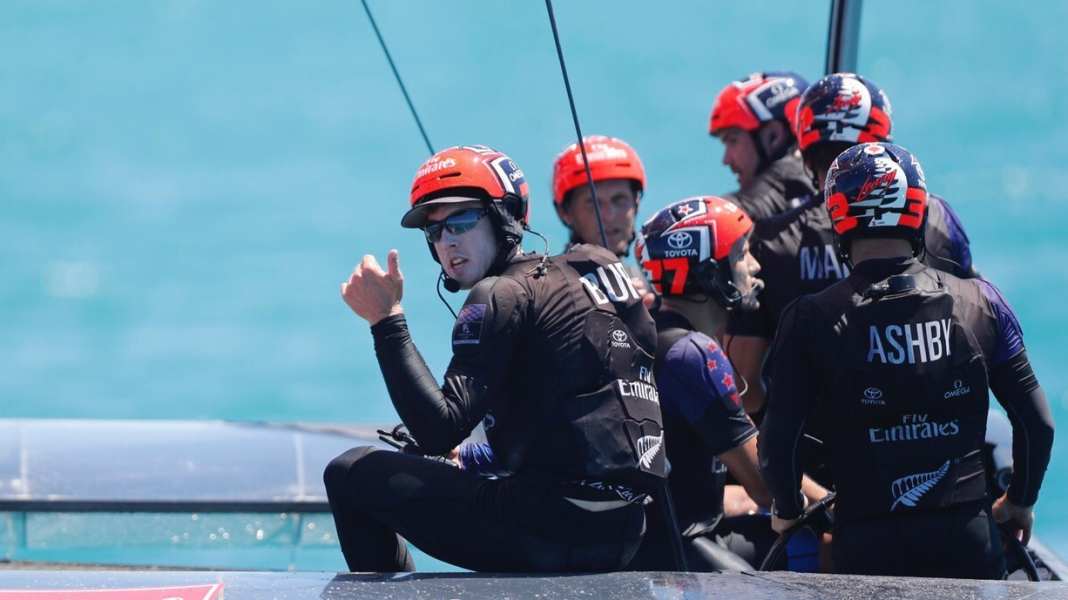 America's Cup : les kiwis à une main du pot d'argent