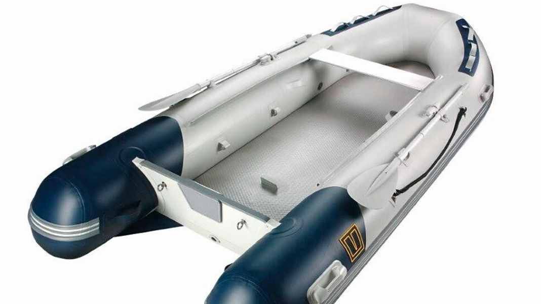 Dinghies: Unequal trio