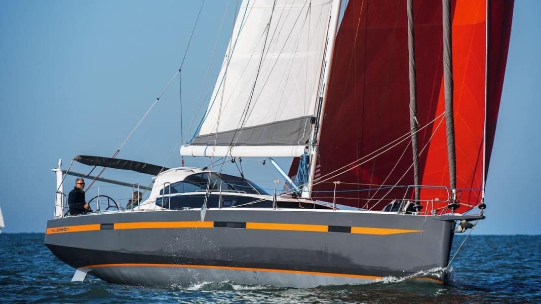 Prova della barca: Ocean Express: JPK 45 FC - Yacht d'acqua blu dalla Francia