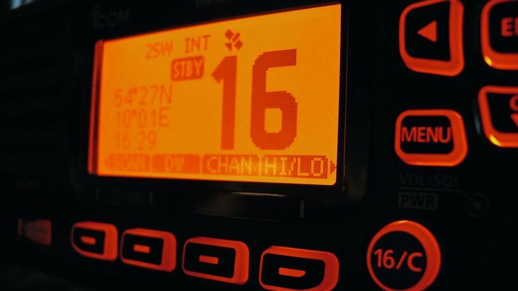 Ausrüstungstest: UKW-Funkgeräte: Perfekte Verbindung