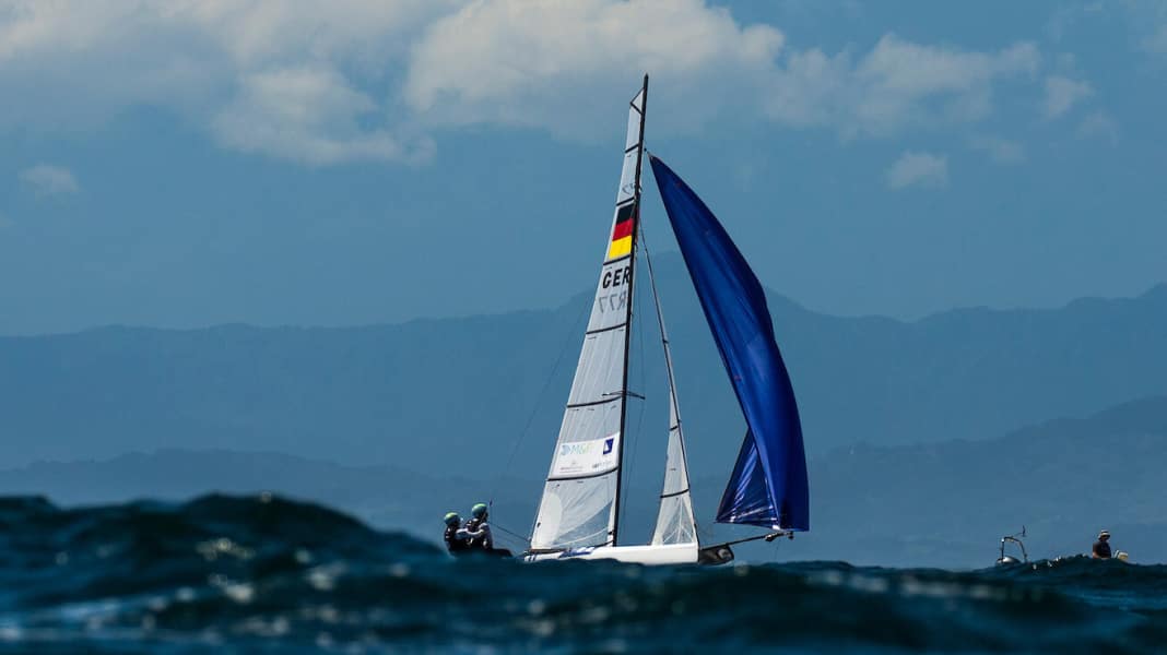 Voile olympique : Test olympique avant Enoshima : début avec victoire et crash