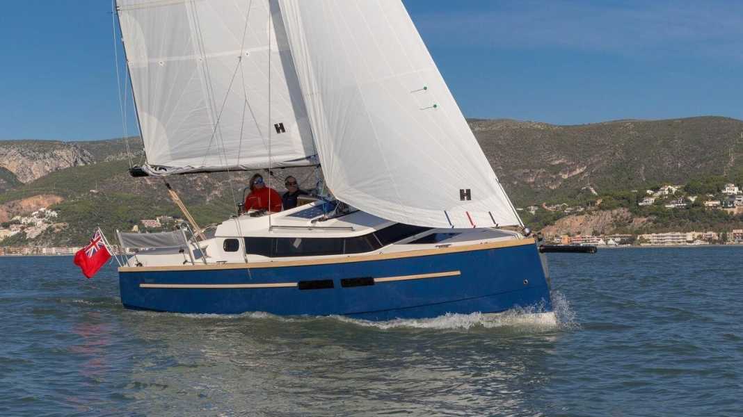 YACHT-Test: Neuer Motorsegler: Coast 250 von Swallow Yachts