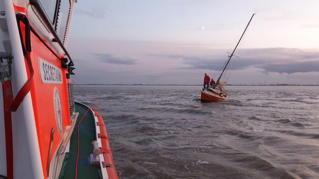 Accident: Rescue operations for sailors on the North Sea and IJsselmeer