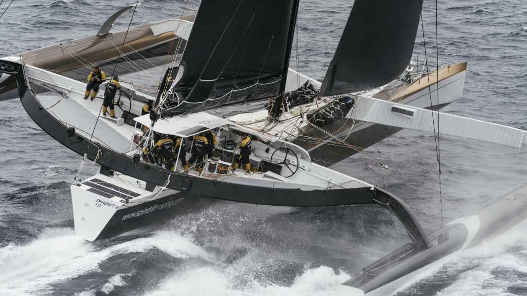 Tentativo di record: Aggiornamento: il Maxi-Tri "Spindrift 2" abbandona il tentativo di record