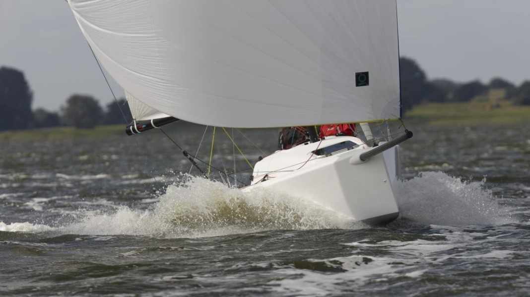 Vela olimpica: Eliminazione d'altura mista: 30 ore in doppio su J/70