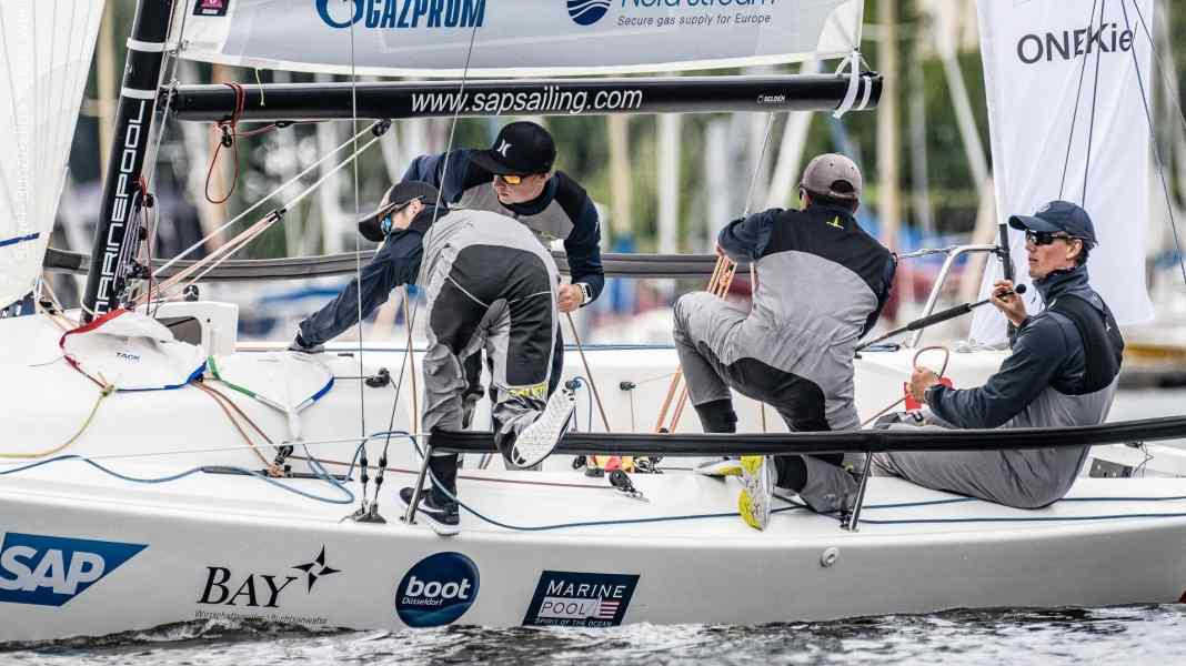 Bundesliga: OneKiel also wins the doldrums poker on the Wannsee