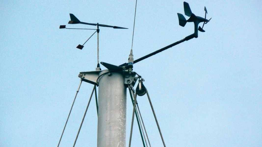 Test d'équipement : quelles antennes VHF sont vraiment utiles pour l'utilisation à bord ?