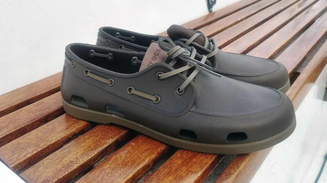 Personal equipment: Plastic sandal in board shoe look