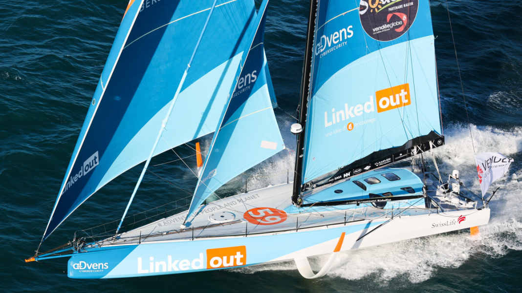 Regatta: Vendée Globe: Ruyant plays high poker