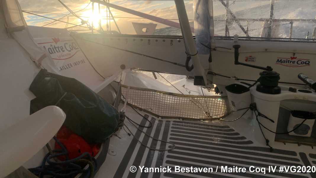 Regatta: Vendée Globe: Herrmanns J2 ist repariert, Bestaven glänzt