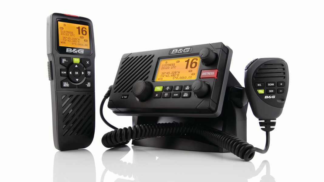 Communication : radio DSC du professionnel de la régate