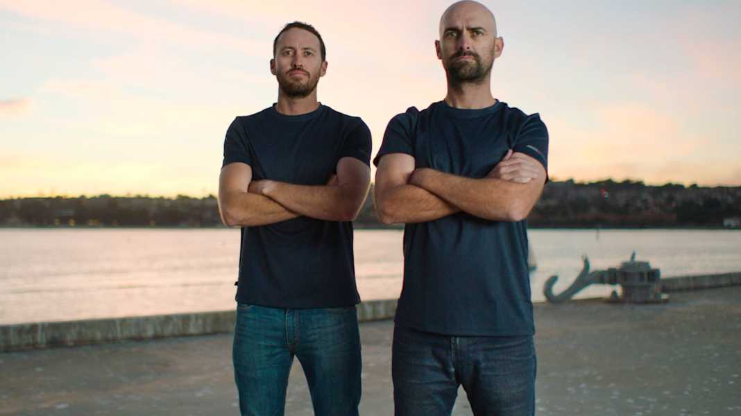 America's Cup: Second Cup team from America: "Stars & Stripes" in the race