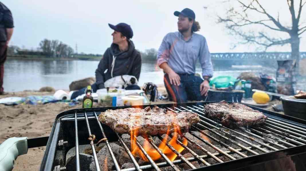 Barbecuing: Practical barbecues for on the go