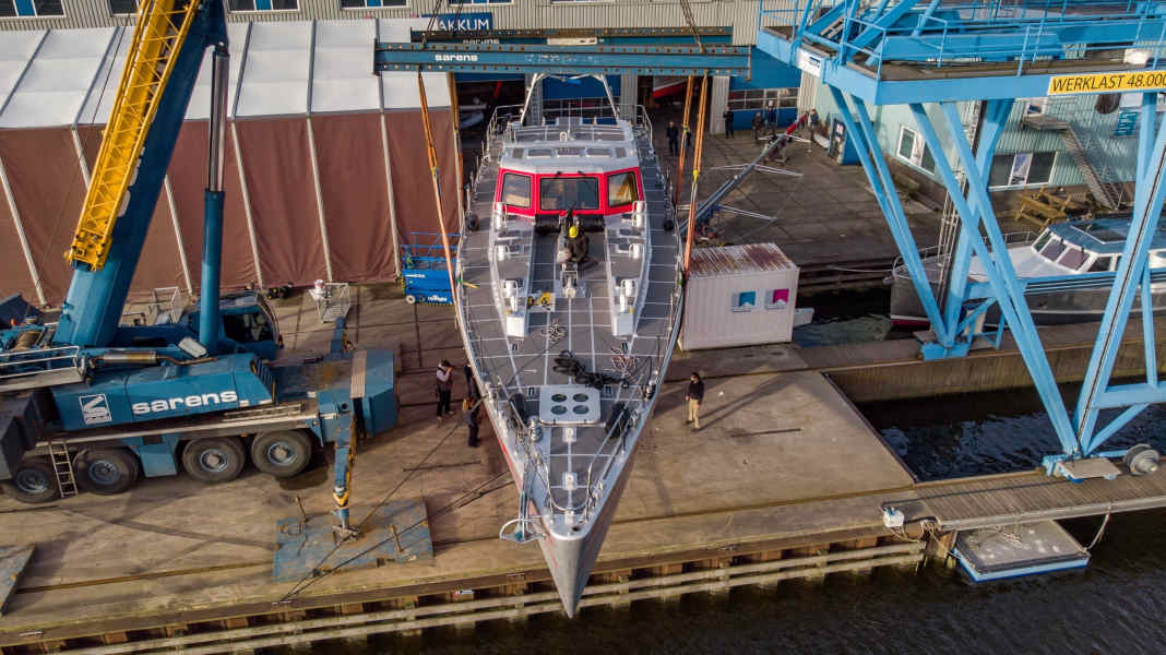 Bootsbau: K&M Yachtbuilders wassert Skip Novaks Pelagic 77