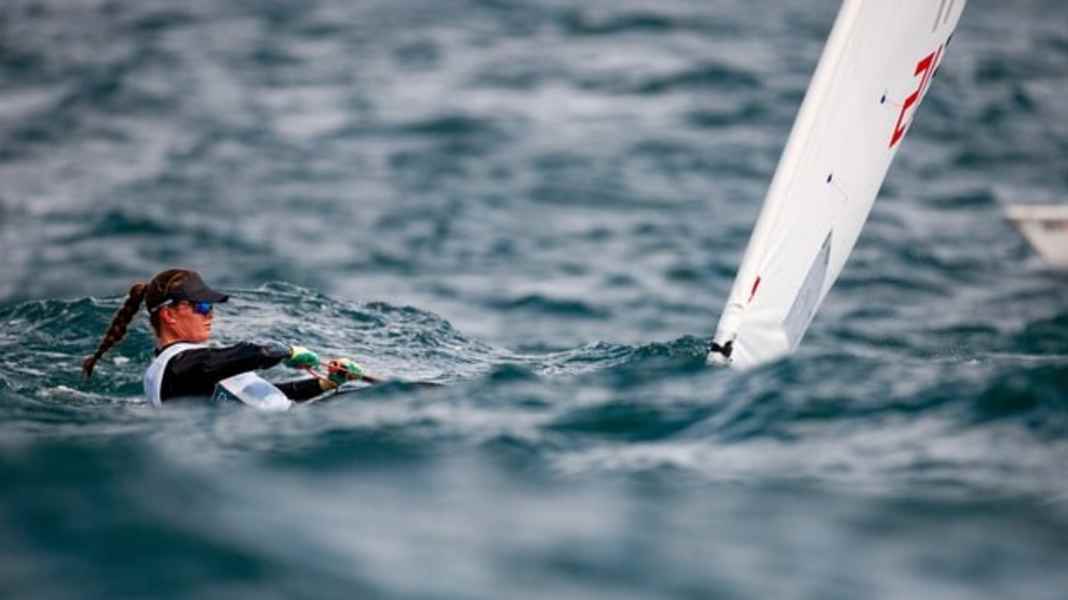 Equipment: Protection for the hands: Sailing gloves