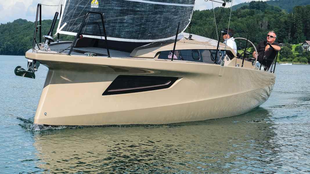New boats: bold shapes, smart solutions: Sunbeam 32.1