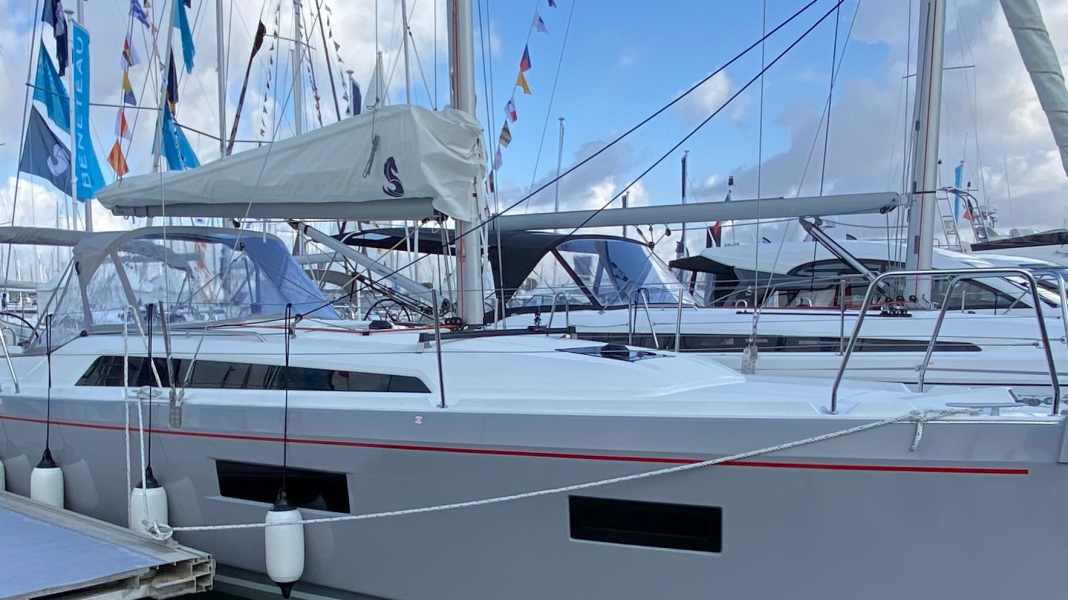 Première mondiale : le nouveau Beneteau Oceanis 34.1 pour la première fois en direct et en couleur
