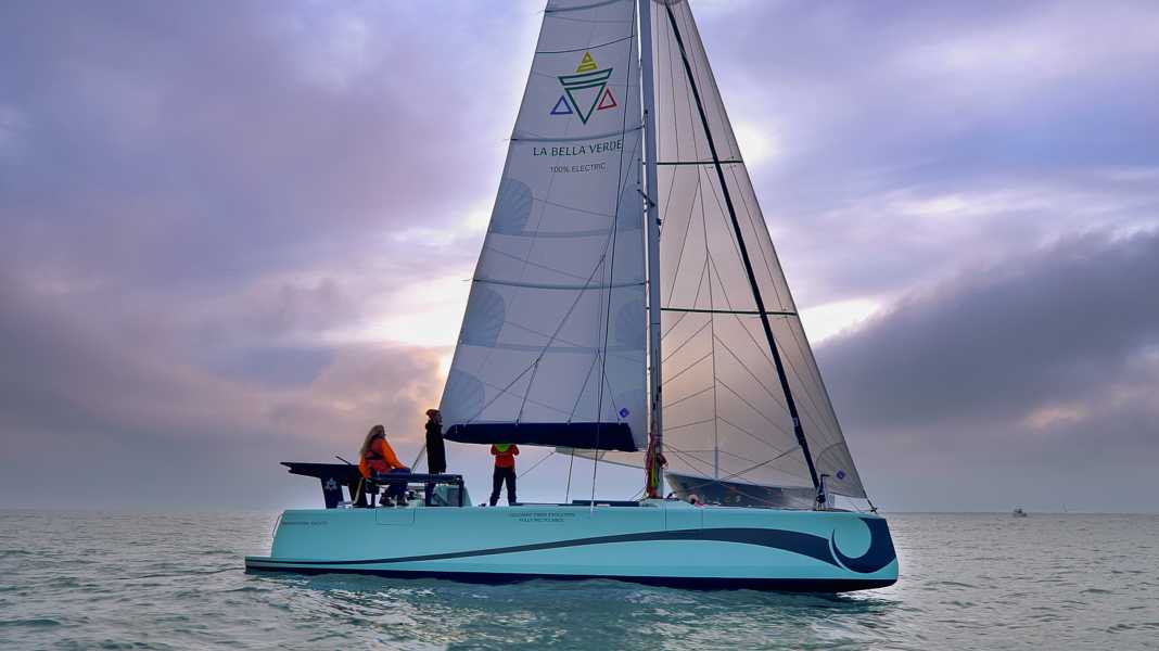 Construction navale : Sedlacek construit un catamaran durable