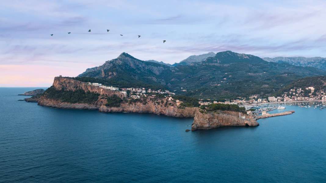 Balearic Islands: No more room for large yachts and catamarans