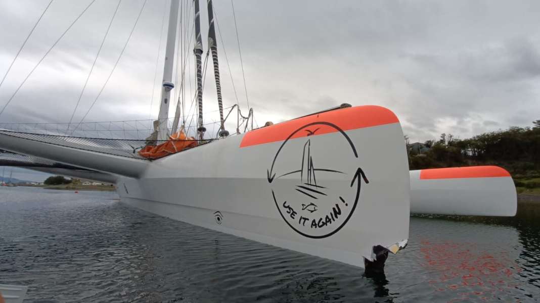 Separation after storm, stranding and rescue: "Use it again!" co-skipper Alex Pella leaves the ship