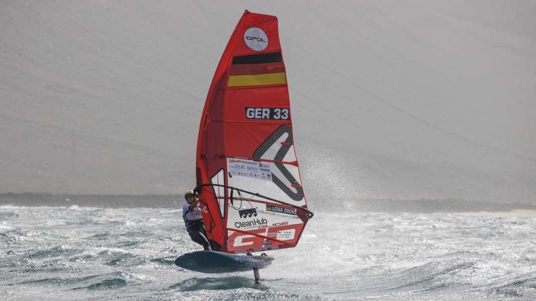 Lanzarote Foil Challenge: Lena Erdil promuove la conservazione marina: la campionessa mondiale di windsurf supera la sfida estrema