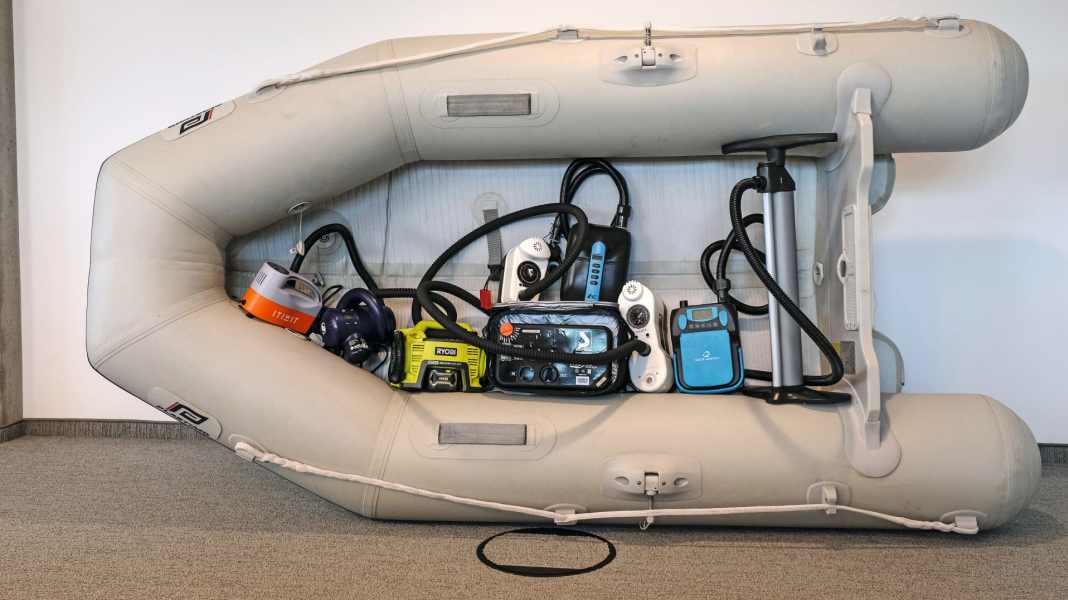 Vergleichstest: Elektro-Luftpumpen für Beiboot und SUP