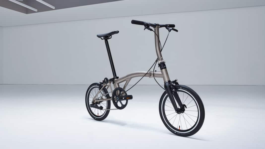 Vélo de bord : le bolide en titane de Brompton