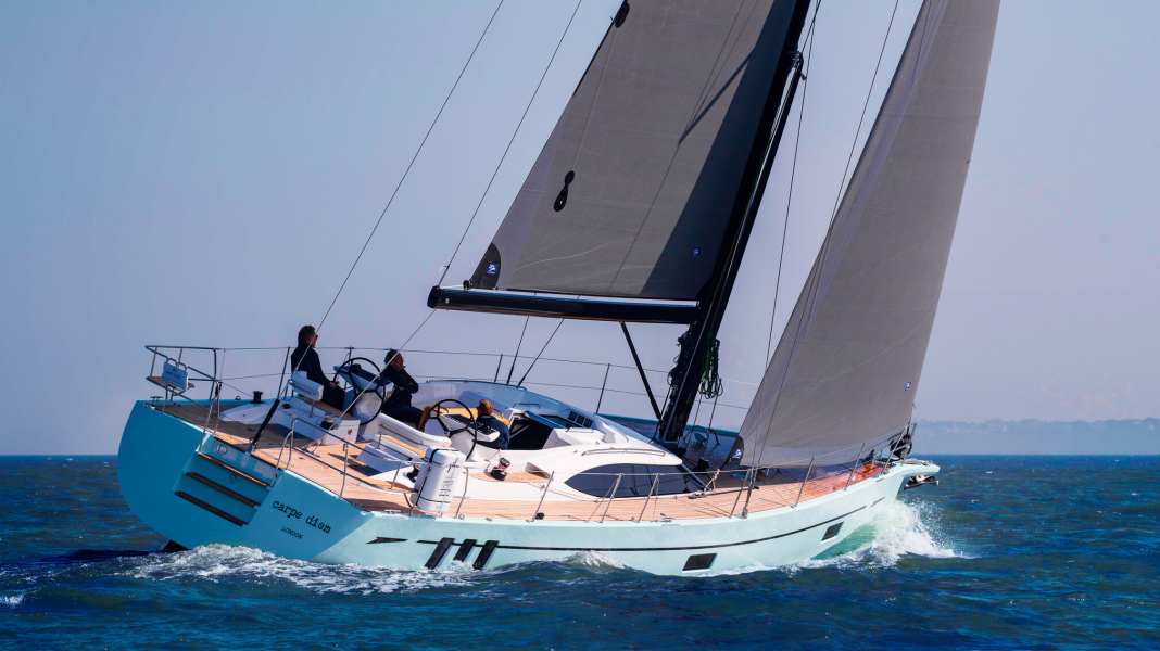Boats up to date: Oyster 495: for dignified sea voyages with every comfort