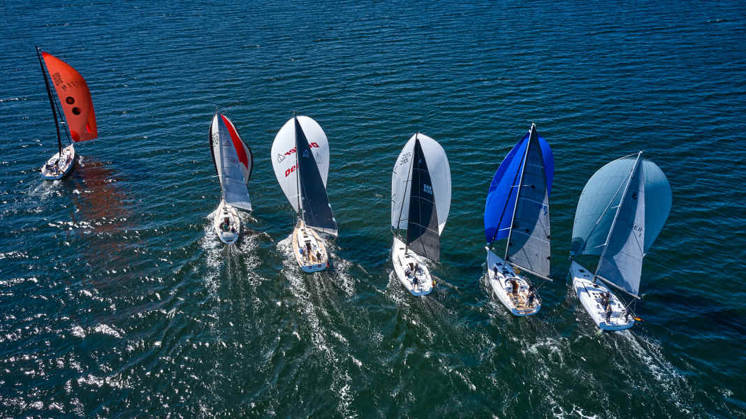 Test comparatif des cruisers de performance de 11 mètres : une classe, six bateaux, trois jours