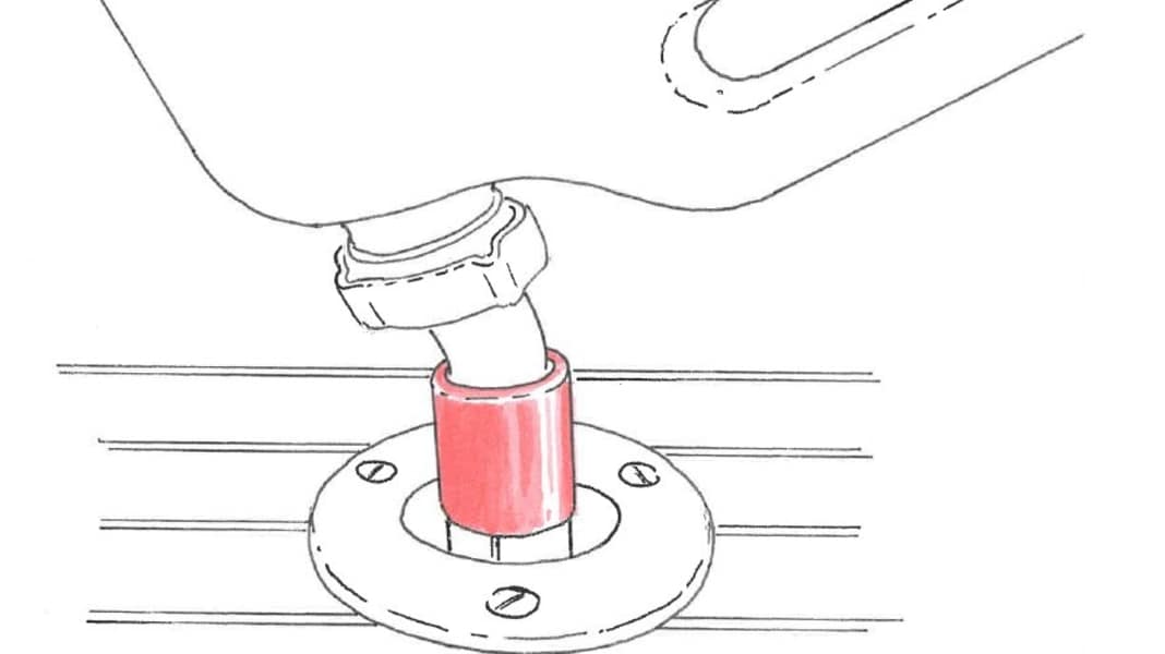 Reader tip of the week: spill-free refuelling with quick-release fuel caps for chainsaws
