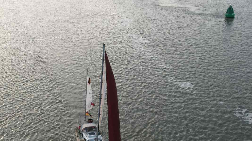 Acqua blu: il giro del mondo in barca a vela - giovani equipaggi in un grande viaggio