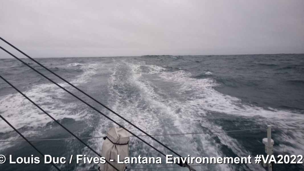 Vendée Arctique: Kurs verkürzt, Fortsetzung offen: "Apivia" und "Charal" im vorläufigen Ziel vor Island