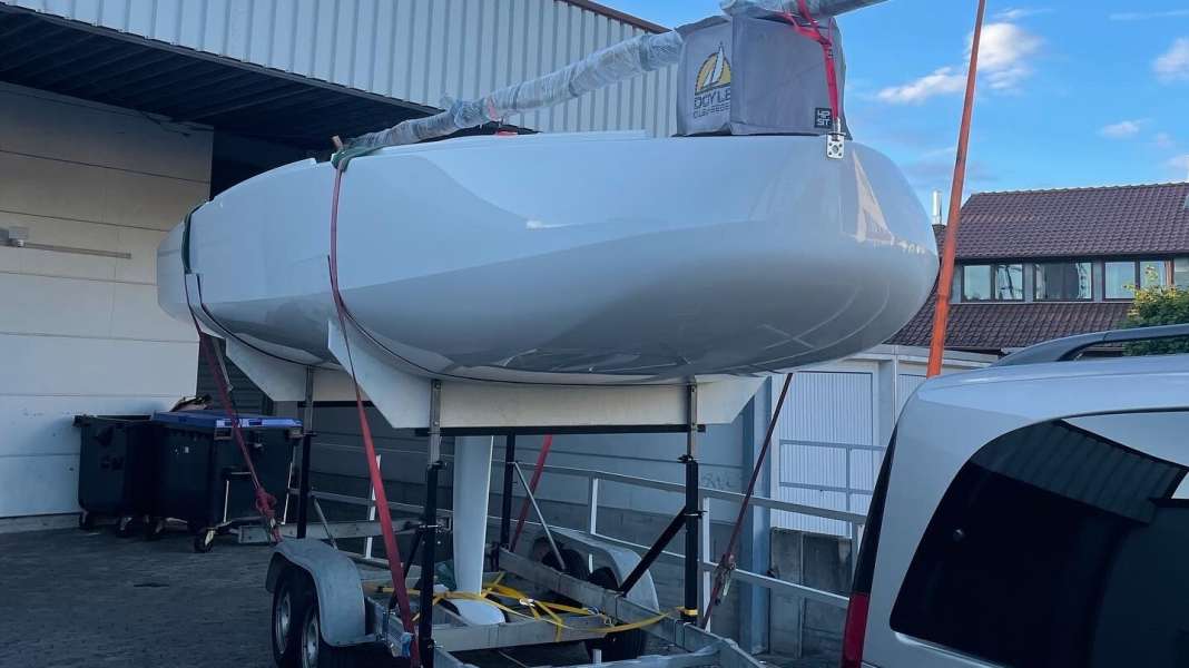 Mini-Transat 2023: La corsa contro il tempo di Melwin Fink è iniziata: Campagna Mini-Transat "ricaricata": Melwin Fink non si arrende