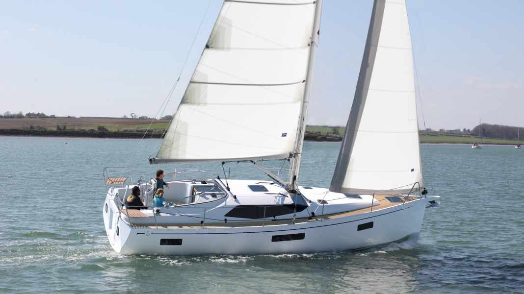 Boote aktuell: GT 325, ein solider Küstenkreuzer aus England