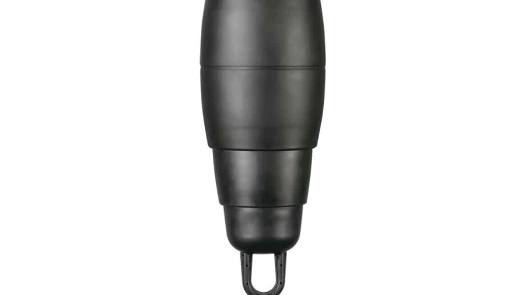 Fastening: The telescopic fender