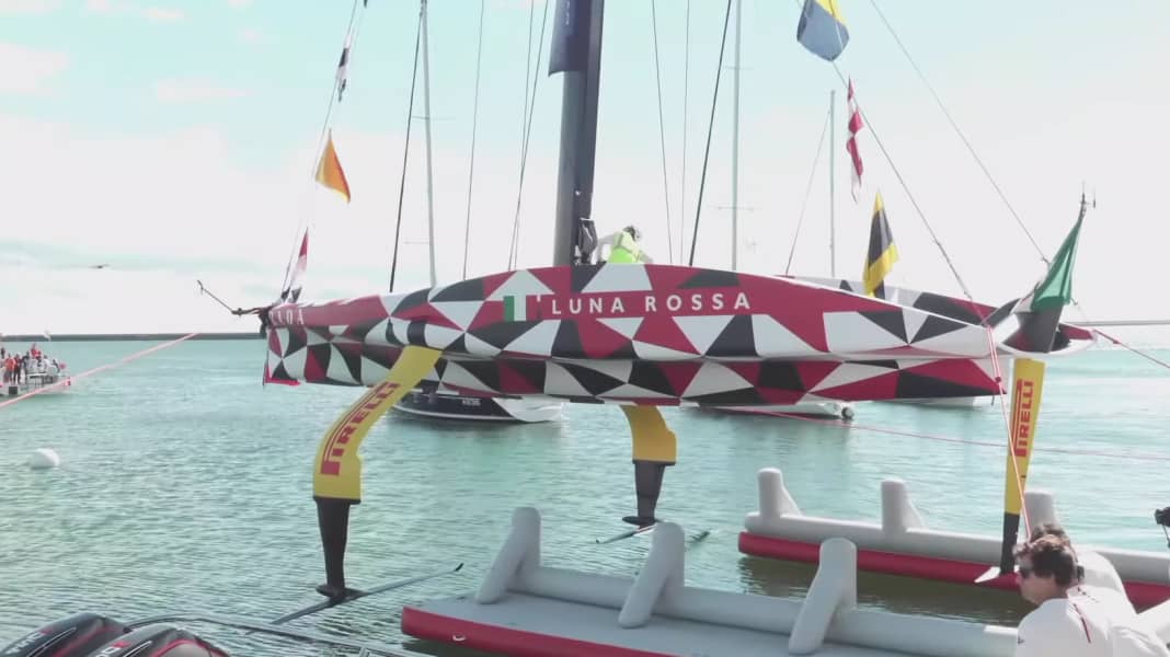 America's Cup : les Italiens présentent un prototype - copié sur le défenseur ?